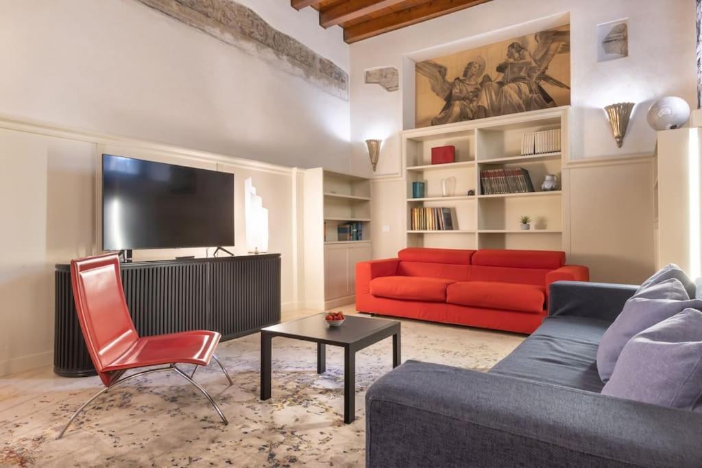 شقة Residenza Angels @Piazzadelleerbe فيرونا المظهر الخارجي الصورة
