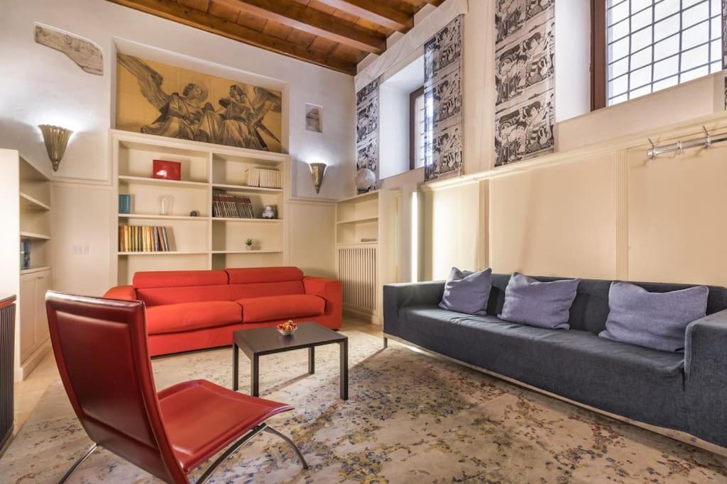 شقة Residenza Angels @Piazzadelleerbe فيرونا المظهر الخارجي الصورة