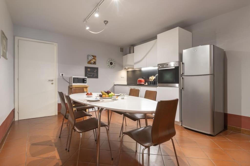 شقة Residenza Angels @Piazzadelleerbe فيرونا المظهر الخارجي الصورة